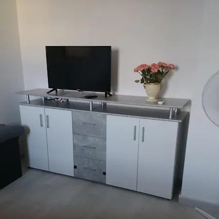 Ferienwohnung Und Apartment Loebau, Stadt- Und Messenah Buitenkant foto