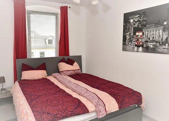 Ferienwohnung Und Apartment Loebau, Stadt- Und Messenah
